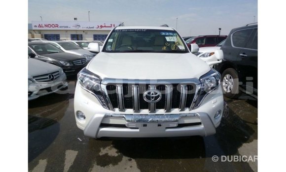 Acheter Import Voiture Toyota Prado Blanc à Import - Dubai, Ali Sabieh Region Acheter Import Voiture Toyota Prado Blanc à Import - Dubai, Ali Sabieh Region