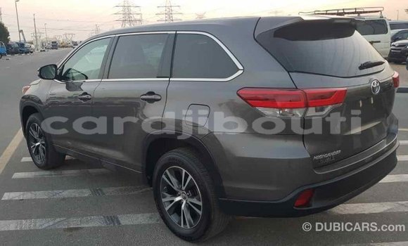 Buy Import Toyota Highlander Other Car in Import - Dubai in Ali Sabieh Region Buy Import Toyota Highlander Other Car in Import - Dubai in Ali Sabieh Region