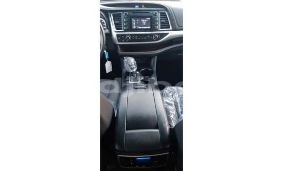 Buy Import Toyota Highlander Other Car in Import - Dubai in Ali Sabieh Region Buy Import Toyota Highlander Other Car in Import - Dubai in Ali Sabieh Region