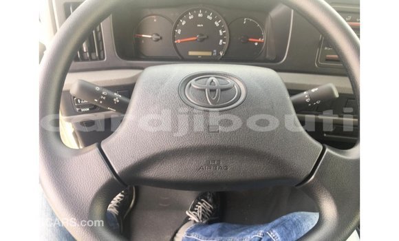 Buy Import Toyota Coaster White Car in Import - Dubai in Ali Sabieh Region Buy Import Toyota Coaster White Car in Import - Dubai in Ali Sabieh Region