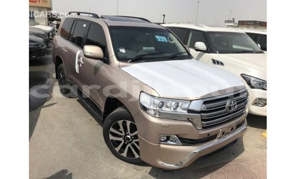 Acheter Import Voiture Toyota Land Cruiser Autre à Import - Dubai, Ali Sabieh Region Acheter Import Voiture Toyota Land Cruiser Autre à Import - Dubai, Ali Sabieh Region