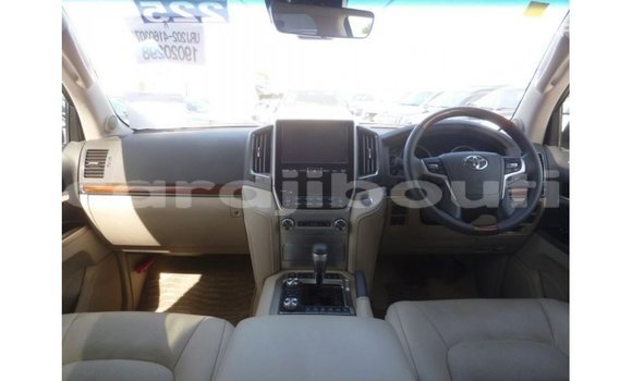 Buy Import Toyota Land Cruiser Black Car in Import - Dubai in Ali Sabieh Region Buy Import Toyota Land Cruiser Black Car in Import - Dubai in Ali Sabieh Region