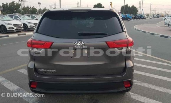Buy Import Toyota Highlander Other Car in Import - Dubai in Ali Sabieh Region Buy Import Toyota Highlander Other Car in Import - Dubai in Ali Sabieh Region