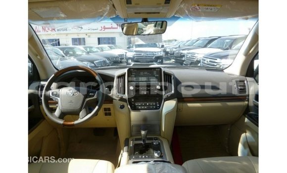 Acheter Import Voiture Toyota Land Cruiser Autre à Import - Dubai, Ali Sabieh Region Acheter Import Voiture Toyota Land Cruiser Autre à Import - Dubai, Ali Sabieh Region