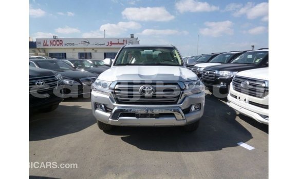 Acheter Import Voiture Toyota Land Cruiser Autre à Import - Dubai, Ali Sabieh Region Acheter Import Voiture Toyota Land Cruiser Autre à Import - Dubai, Ali Sabieh Region