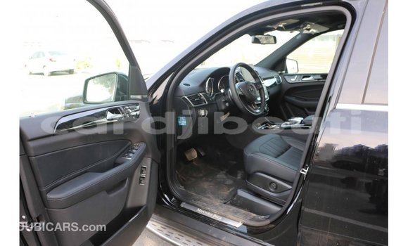 Buy Import Mercedes-Benz 190 Black Car in Import - Dubai in Ali Sabieh Region Buy Import Mercedes-Benz 190 Black Car in Import - Dubai in Ali Sabieh Region