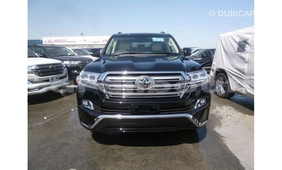 Acheter Import Voiture Toyota Land Cruiser Noir à Import - Dubai, Ali Sabieh Region Acheter Import Voiture Toyota Land Cruiser Noir à Import - Dubai, Ali Sabieh Region