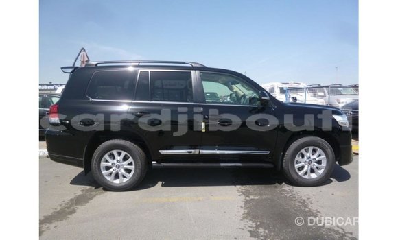 Acheter Import Voiture Toyota Land Cruiser Noir à Import - Dubai, Ali Sabieh Region Acheter Import Voiture Toyota Land Cruiser Noir à Import - Dubai, Ali Sabieh Region
