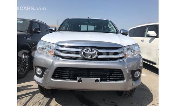 Acheter Import Voiture Toyota Hilux Autre à Import - Dubai, Ali Sabieh Region Acheter Import Voiture Toyota Hilux Autre à Import - Dubai, Ali Sabieh Region