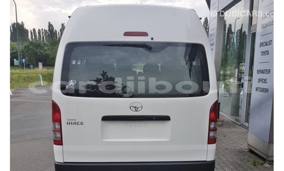 Buy Import Toyota Hiace White Car in Import - Dubai in Ali Sabieh Region Buy Import Toyota Hiace White Car in Import - Dubai in Ali Sabieh Region