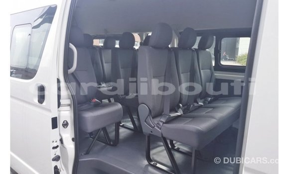 Buy Import Toyota Hiace White Car in Import - Dubai in Ali Sabieh Region Buy Import Toyota Hiace White Car in Import - Dubai in Ali Sabieh Region