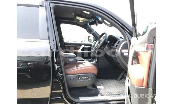 Acheter Import Voiture Toyota Land Cruiser Noir à Import - Dubai, Ali Sabieh Region Acheter Import Voiture Toyota Land Cruiser Noir à Import - Dubai, Ali Sabieh Region
