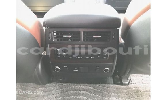 Acheter Import Voiture Toyota Land Cruiser Noir à Import - Dubai, Ali Sabieh Region Acheter Import Voiture Toyota Land Cruiser Noir à Import - Dubai, Ali Sabieh Region