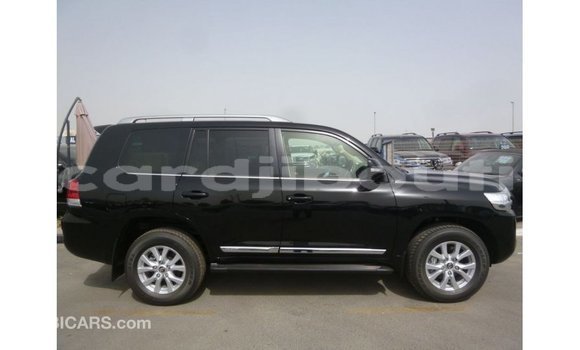 Acheter Import Voiture Toyota Land Cruiser Noir à Import - Dubai, Ali Sabieh Region Acheter Import Voiture Toyota Land Cruiser Noir à Import - Dubai, Ali Sabieh Region