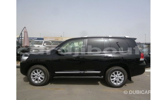 Acheter Import Voiture Toyota Land Cruiser Noir à Import - Dubai, Ali Sabieh Region Acheter Import Voiture Toyota Land Cruiser Noir à Import - Dubai, Ali Sabieh Region