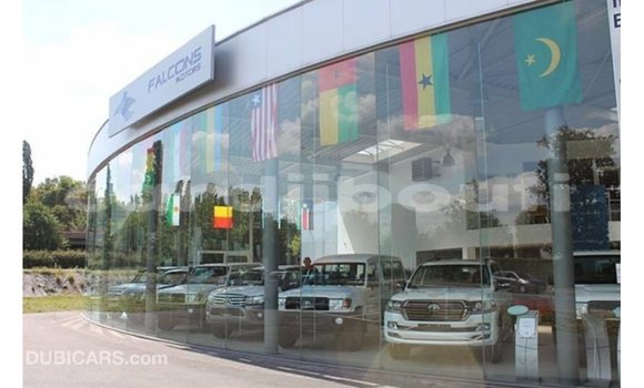 Buy Import Toyota Land Cruiser White Car in Import - Dubai in Ali Sabieh Region Buy Import Toyota Land Cruiser White Car in Import - Dubai in Ali Sabieh Region