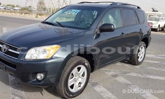 Buy Import Toyota RAV4 Green Car in Import - Dubai in Ali Sabieh Region Buy Import Toyota RAV4 Green Car in Import - Dubai in Ali Sabieh Region