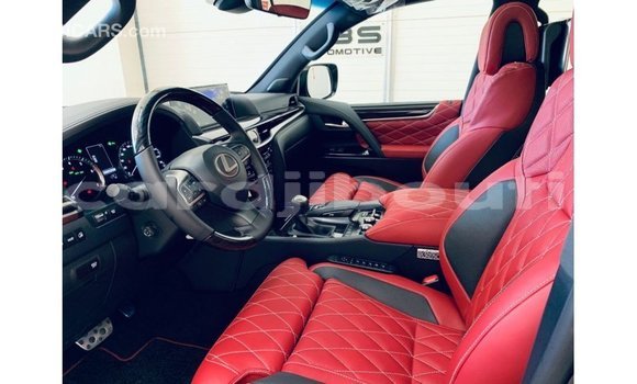 Acheter Import Voiture Lexus LX Noir à Import - Dubai, Ali Sabieh Region Acheter Import Voiture Lexus LX Noir à Import - Dubai, Ali Sabieh Region