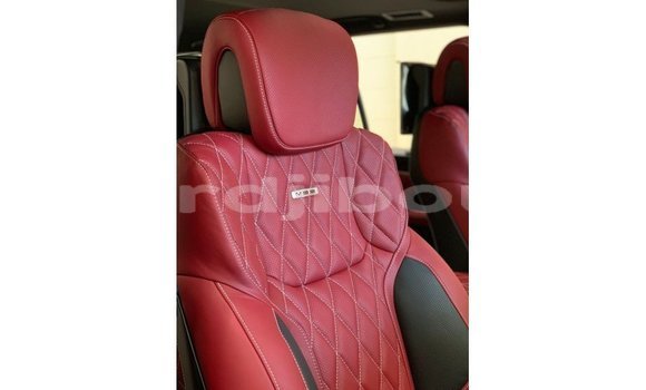 Acheter Import Voiture Lexus LX Noir à Import - Dubai, Ali Sabieh Region Acheter Import Voiture Lexus LX Noir à Import - Dubai, Ali Sabieh Region