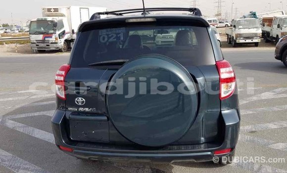 Buy Import Toyota RAV4 Green Car in Import - Dubai in Ali Sabieh Region Buy Import Toyota RAV4 Green Car in Import - Dubai in Ali Sabieh Region