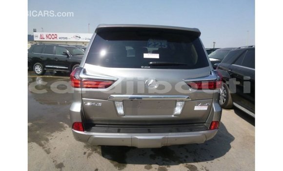 Acheter Import Voiture Lexus LX Autre à Import - Dubai, Ali Sabieh Region Acheter Import Voiture Lexus LX Autre à Import - Dubai, Ali Sabieh Region