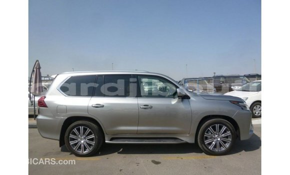 Acheter Import Voiture Lexus LX Autre à Import - Dubai, Ali Sabieh Region Acheter Import Voiture Lexus LX Autre à Import - Dubai, Ali Sabieh Region