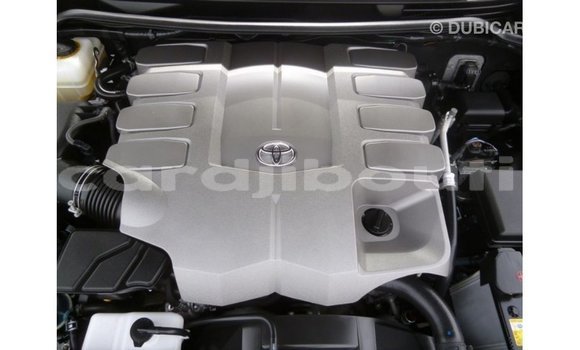 Acheter Import Voiture Toyota Land Cruiser Noir à Import - Dubai, Ali Sabieh Region Acheter Import Voiture Toyota Land Cruiser Noir à Import - Dubai, Ali Sabieh Region