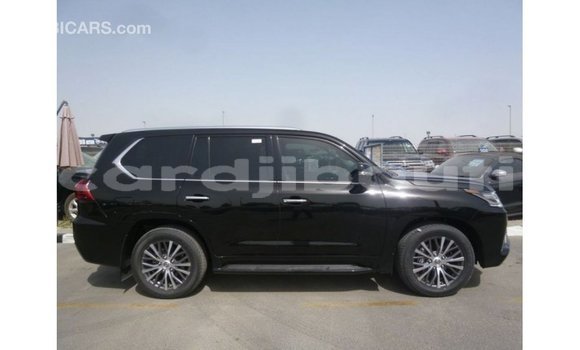 Acheter Import Voiture Lexus LX Noir à Import - Dubai, Ali Sabieh Region Acheter Import Voiture Lexus LX Noir à Import - Dubai, Ali Sabieh Region