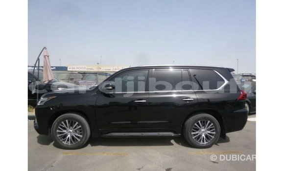 Acheter Import Voiture Lexus LX Noir à Import - Dubai, Ali Sabieh Region Acheter Import Voiture Lexus LX Noir à Import - Dubai, Ali Sabieh Region