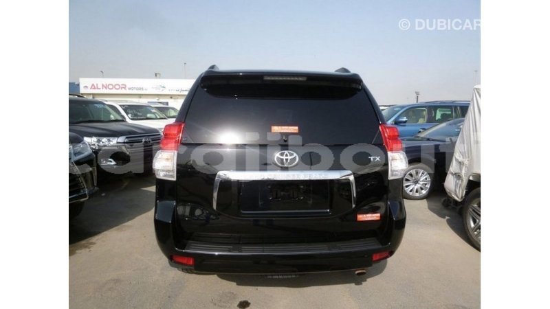 Big with watermark toyota prado ali sabieh region import dubai 2388