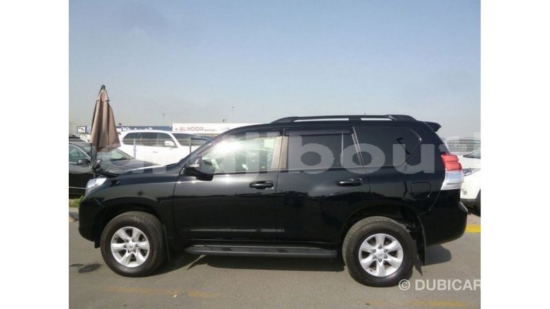 Big with watermark toyota prado ali sabieh region import dubai 2388