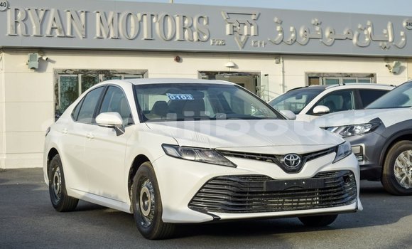 Buy Import Toyota Camry White Car in Import - Dubai in Ali Sabieh Region Buy Import Toyota Camry White Car in Import - Dubai in Ali Sabieh Region