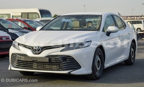 Buy Import Toyota Camry White Car in Import - Dubai in Ali Sabieh Region Buy Import Toyota Camry White Car in Import - Dubai in Ali Sabieh Region