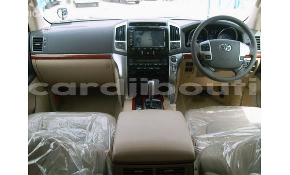 Buy Import Toyota Land Cruiser Black Car in Import - Dubai in Ali Sabieh Region Buy Import Toyota Land Cruiser Black Car in Import - Dubai in Ali Sabieh Region