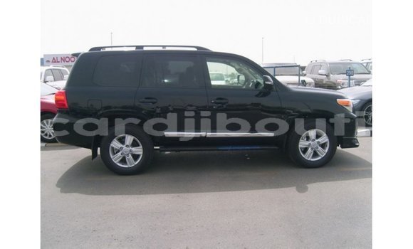 Buy Import Toyota Land Cruiser Black Car in Import - Dubai in Ali Sabieh Region Buy Import Toyota Land Cruiser Black Car in Import - Dubai in Ali Sabieh Region