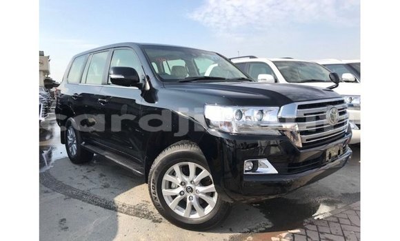 Acheter Import Voiture Toyota Land Cruiser Noir à Import - Dubai, Ali Sabieh Region Acheter Import Voiture Toyota Land Cruiser Noir à Import - Dubai, Ali Sabieh Region
