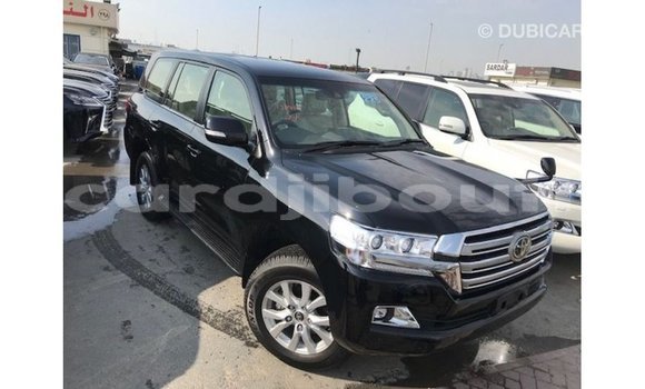 Acheter Import Voiture Toyota Land Cruiser Noir à Import - Dubai, Ali Sabieh Region Acheter Import Voiture Toyota Land Cruiser Noir à Import - Dubai, Ali Sabieh Region