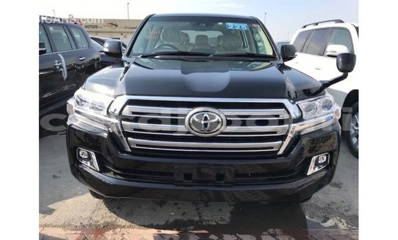 Acheter Import Voiture Toyota Land Cruiser Noir à Import - Dubai, Ali Sabieh Region Acheter Import Voiture Toyota Land Cruiser Noir à Import - Dubai, Ali Sabieh Region