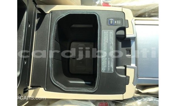 Acheter Import Voiture Toyota Land Cruiser Noir à Import - Dubai, Ali Sabieh Region Acheter Import Voiture Toyota Land Cruiser Noir à Import - Dubai, Ali Sabieh Region