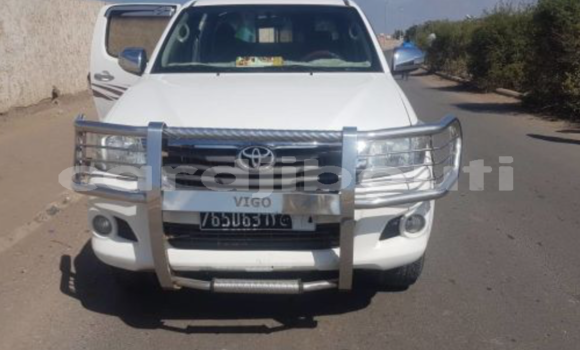 Acheter Occasion Voiture Toyota Hilux Blanc à Djibouti, Djibouti Region