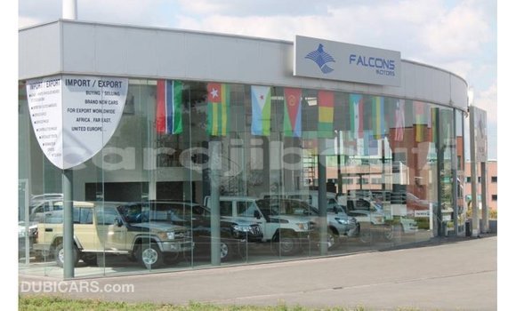 Buy Import Toyota Land Cruiser White Car in Import - Dubai in Ali Sabieh Region Buy Import Toyota Land Cruiser White Car in Import - Dubai in Ali Sabieh Region