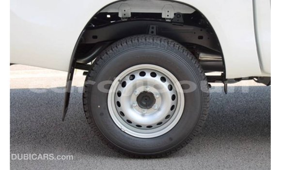 Buy Import Toyota Hilux White Car in Import - Dubai in Ali Sabieh Region Buy Import Toyota Hilux White Car in Import - Dubai in Ali Sabieh Region