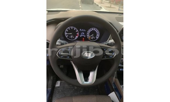 Acheter Import Voiture Hyundai Santa Fe Blanc à Import - Dubai, Ali Sabieh Region Acheter Import Voiture Hyundai Santa Fe Blanc à Import - Dubai, Ali Sabieh Region