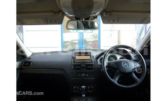 Buy Import Mercedes-Benz 200 Other Car in Import - Dubai in Ali Sabieh Region Buy Import Mercedes-Benz 200 Other Car in Import - Dubai in Ali Sabieh Region