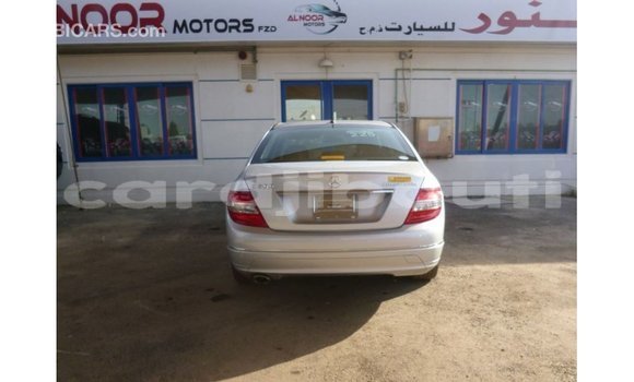 Buy Import Mercedes-Benz 200 Other Car in Import - Dubai in Ali Sabieh Region Buy Import Mercedes-Benz 200 Other Car in Import - Dubai in Ali Sabieh Region