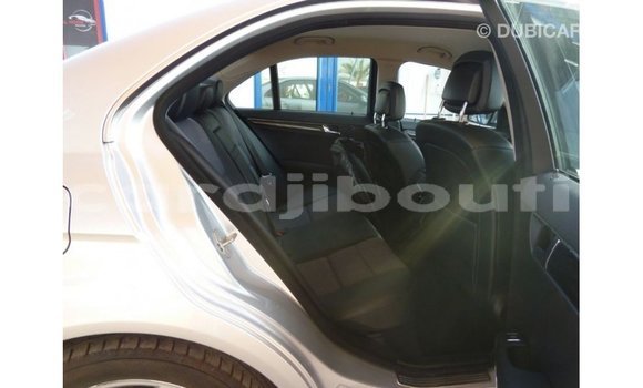 Buy Import Mercedes-Benz 200 Other Car in Import - Dubai in Ali Sabieh Region Buy Import Mercedes-Benz 200 Other Car in Import - Dubai in Ali Sabieh Region