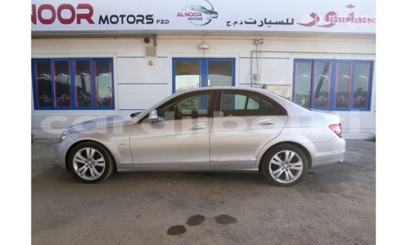 Buy Import Mercedes-Benz 200 Other Car in Import - Dubai in Ali Sabieh Region Buy Import Mercedes-Benz 200 Other Car in Import - Dubai in Ali Sabieh Region