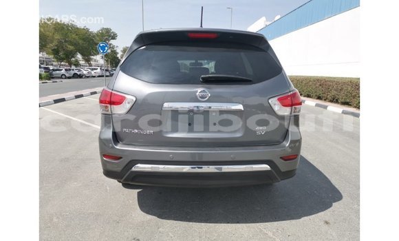 Buy Import Nissan Pathfinder Other Car in Import - Dubai in Ali Sabieh Region Buy Import Nissan Pathfinder Other Car in Import - Dubai in Ali Sabieh Region