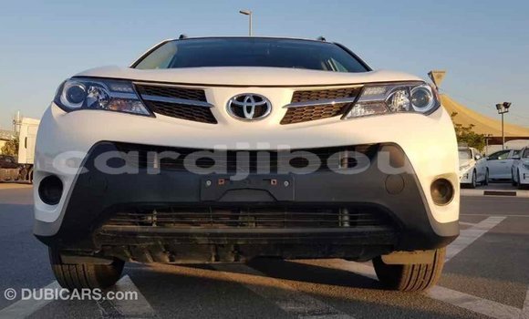 Buy Import Toyota RAV4 White Car in Import - Dubai in Ali Sabieh Region Buy Import Toyota RAV4 White Car in Import - Dubai in Ali Sabieh Region