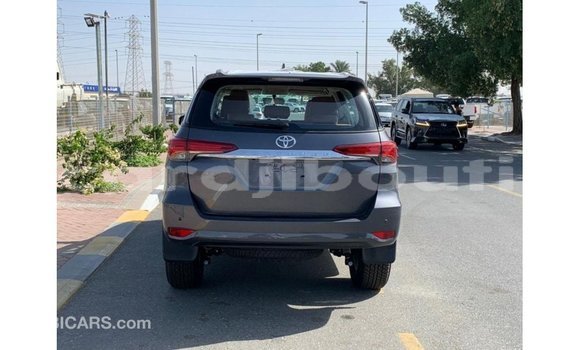Acheter Import Voiture Toyota Fortuner Autre à Import - Dubai, Ali Sabieh Region Acheter Import Voiture Toyota Fortuner Autre à Import - Dubai, Ali Sabieh Region